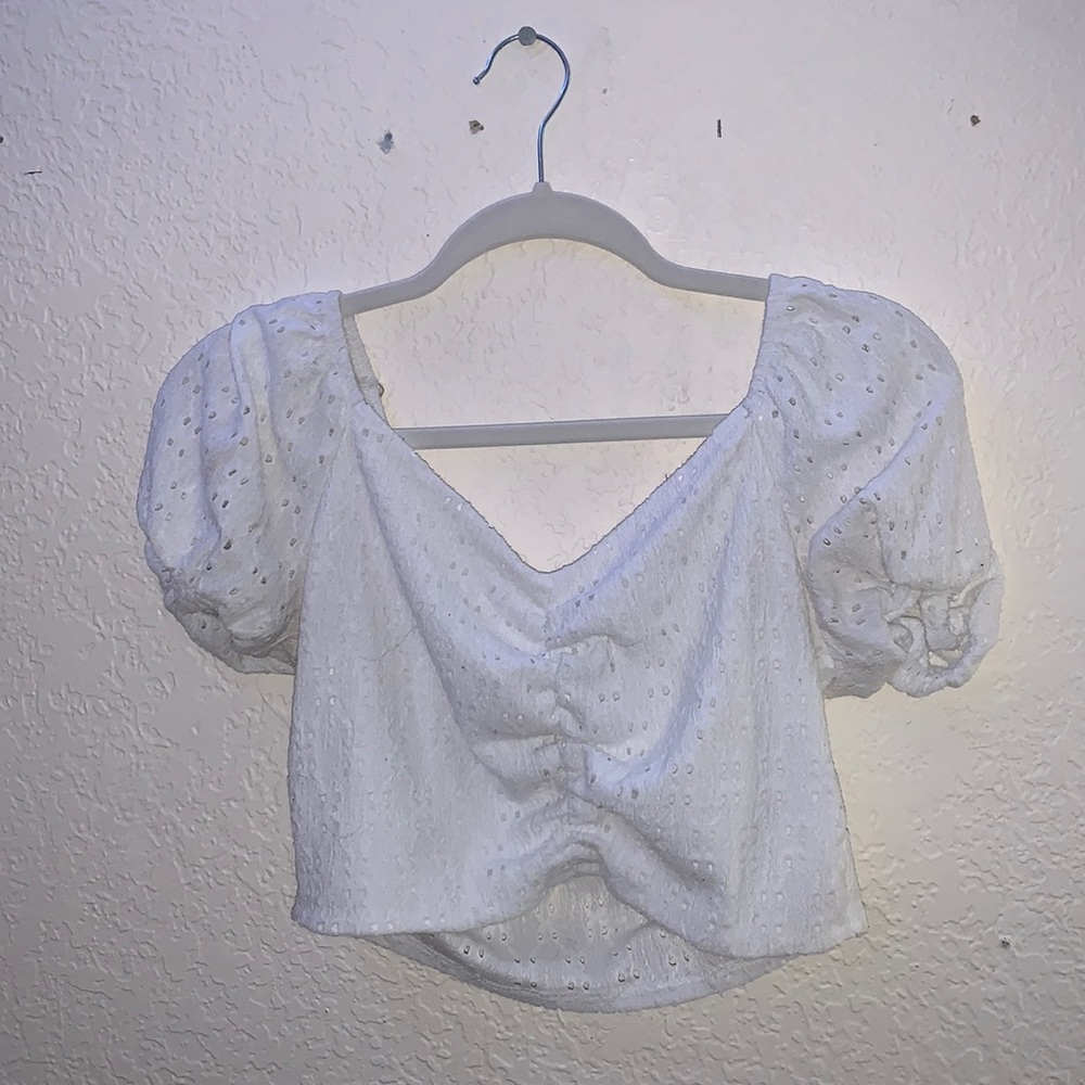 selling cause i never wear it anymore, it’s super cute and comfortable